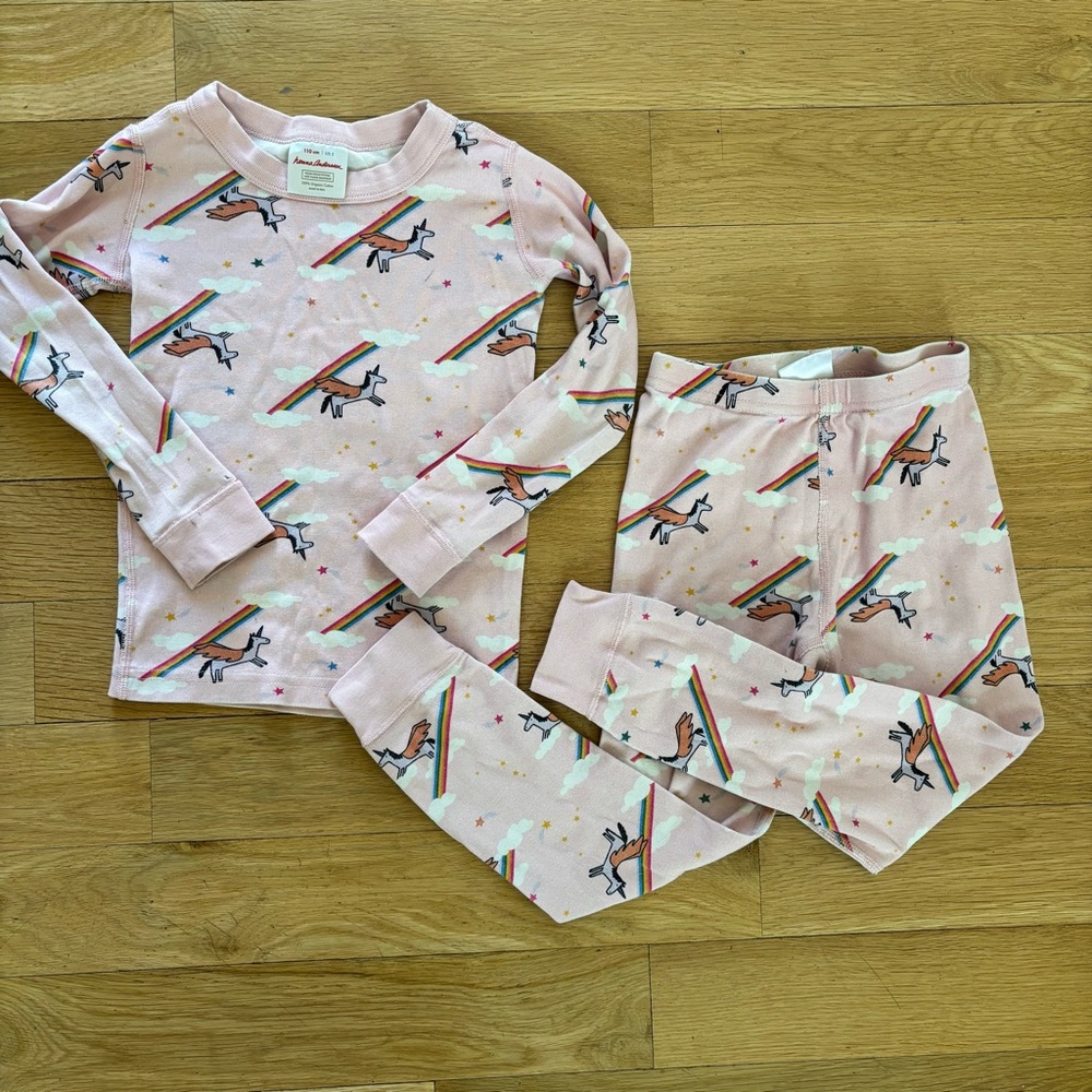 Hanna Andersson unicorn rainbow pajamas size 5